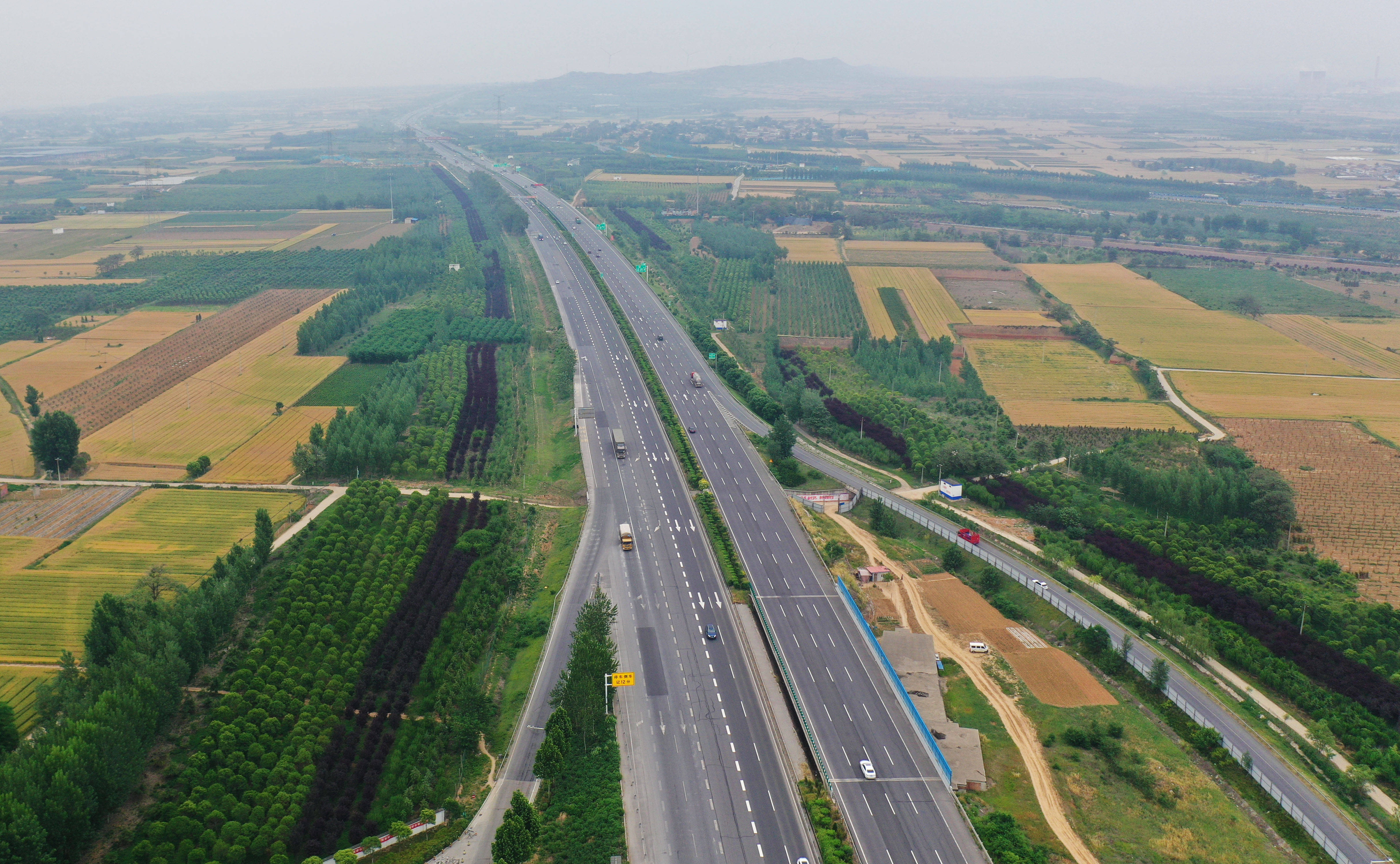 和嘉丨郑州市迎宾路与连霍高速公路互通式立交新建工程联网机房动环项目